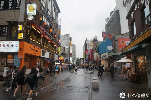 韓國游客如何在上海旅行，深度探索的魅力之旅，韓國游客深度探索上海之旅的魅力體驗(yàn)