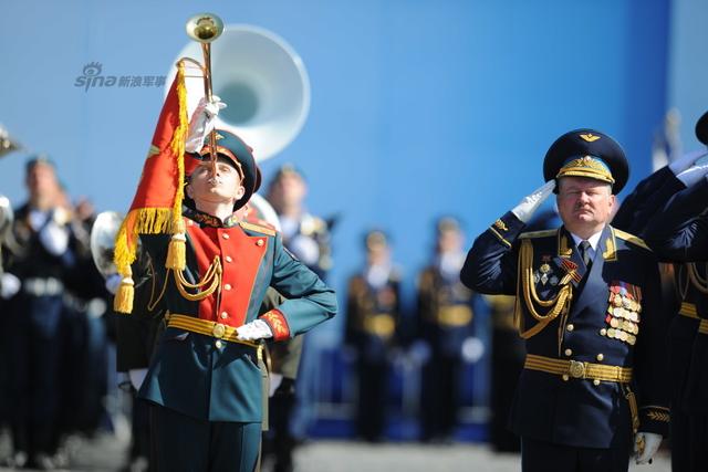 三軍儀仗隊(duì)參加紅場(chǎng)閱兵，榮耀與傳承的展現(xiàn)，三軍儀仗隊(duì)紅場(chǎng)閱兵，榮耀傳承的壯麗展現(xiàn)