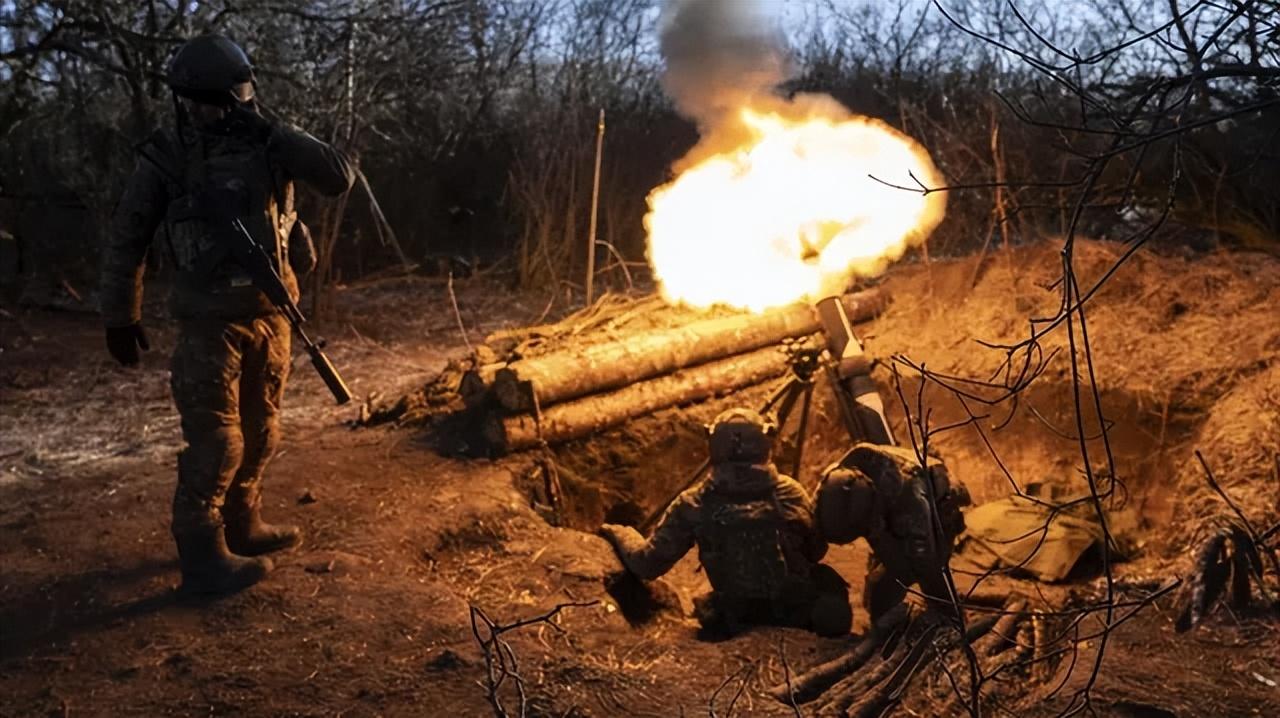 軍用無人機的作用，未來戰(zhàn)爭中的關(guān)鍵力量，軍用無人機的戰(zhàn)略作用，未來戰(zhàn)爭中的關(guān)鍵力量