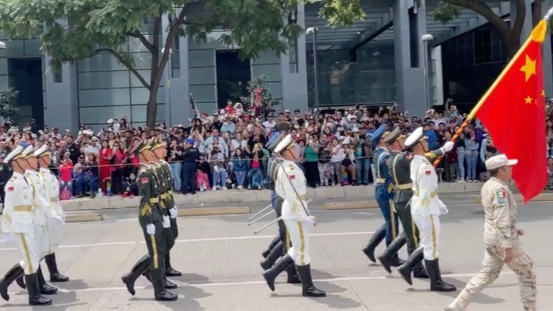 中國三軍儀仗隊在墨西哥的輝煌展示，中國三軍儀仗隊在墨西哥盛大展示，彰顯國威軍威