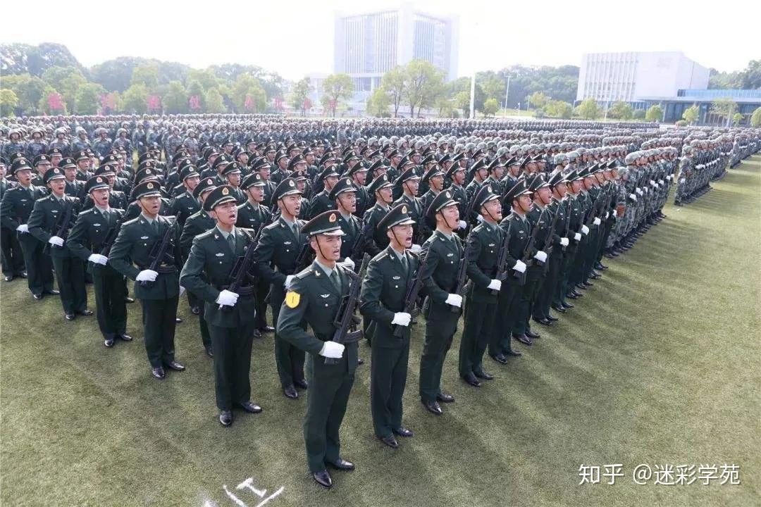 國防大學(xué)與國防科技大學(xué)錄取條件深度解析，國防大學(xué)與國防科技大學(xué)錄取條件深度剖析